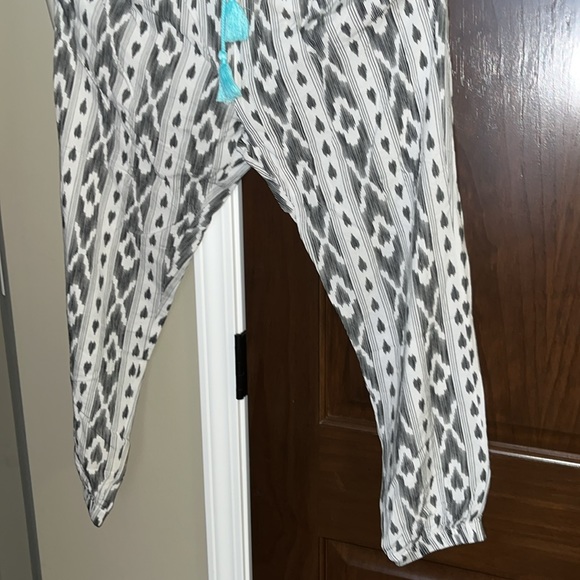 O’rageous Size Medium Lightweight Lounge/Joggers - Picture 4 of 6